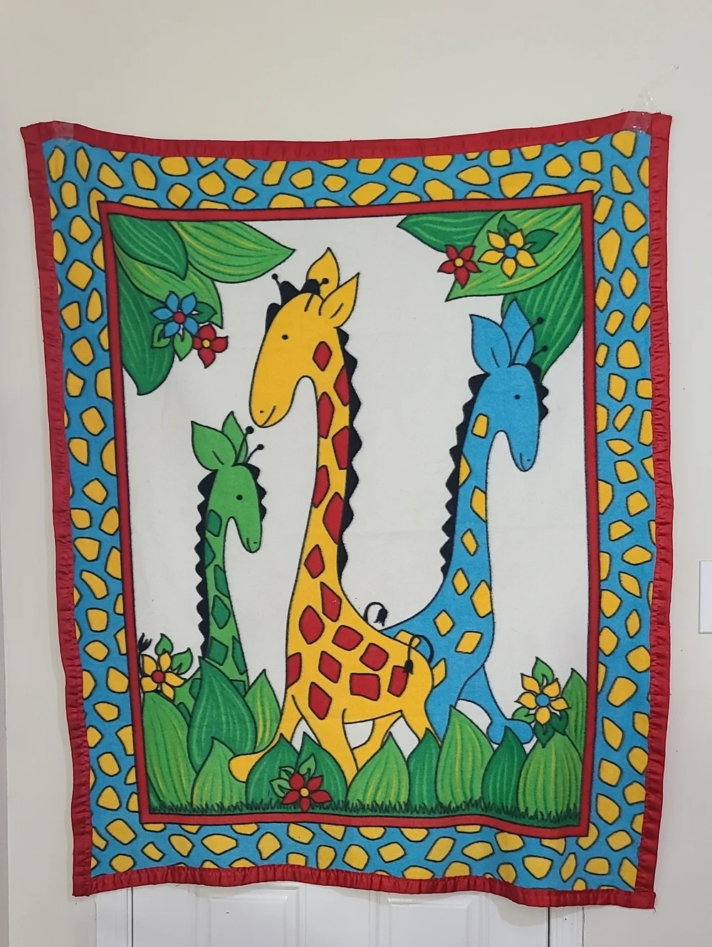 Kids Giraffe Print Wall Tapestry - Multicolor
